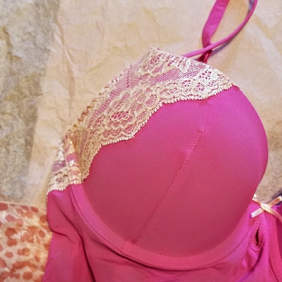 VICTORIA'S SECRET PUSH UP CHEMISE, 36B - Picture 5 of 5